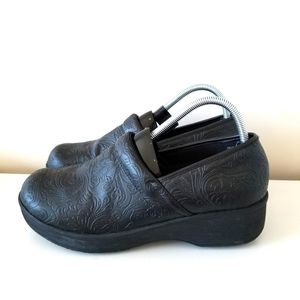 Safe T Step Gretchen Floral Women's Clogs Slip Resistant Black Size 10